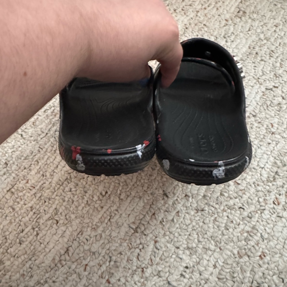 CROCS Black Minnie Mouse Slide Sandals with Red Accents - Picture 5 of 9